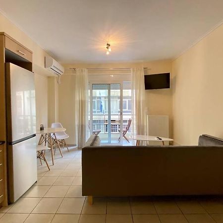 Nikitas' Apartment By The Tube Афіни Екстер'єр фото